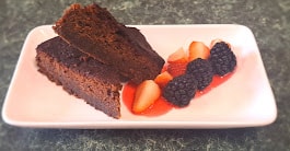 Jamaican rum cake with fresh berries
